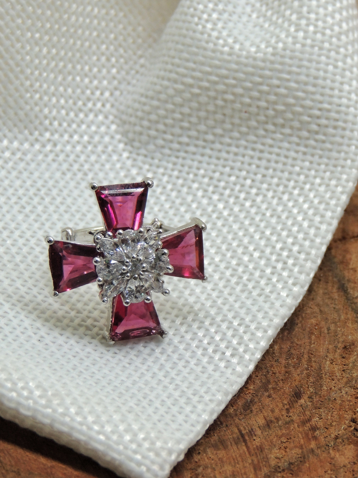 Artificial ruby ring deals