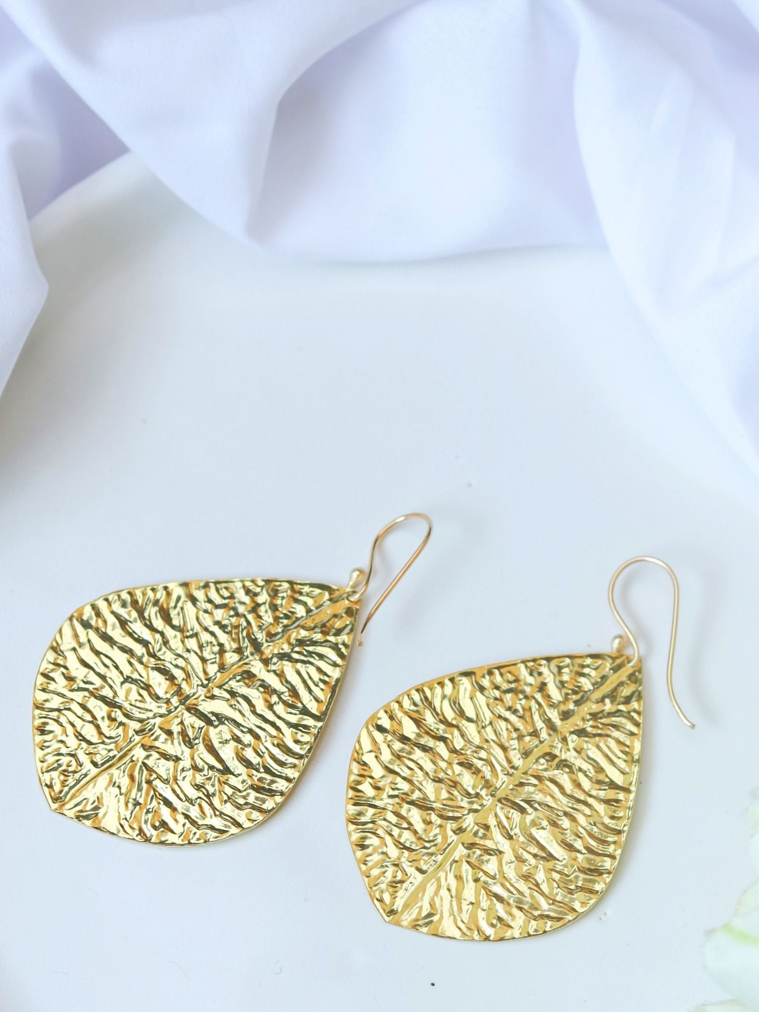 Handcrafted Plain Leaf Hook Earring - Johori